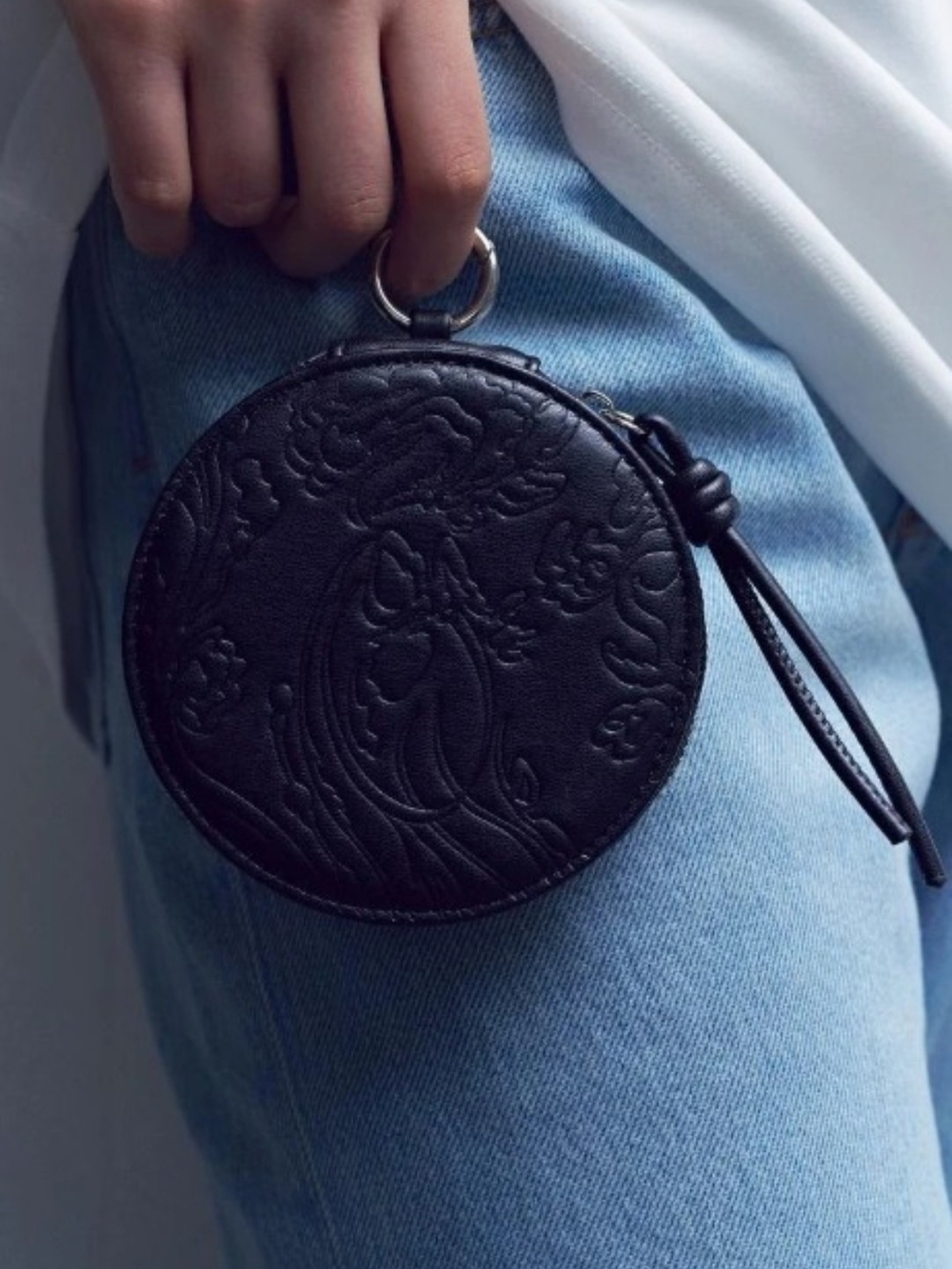 BTS Black Card Holder Wallet Arirang Offical Tour Merch Sold Out Round Embossed